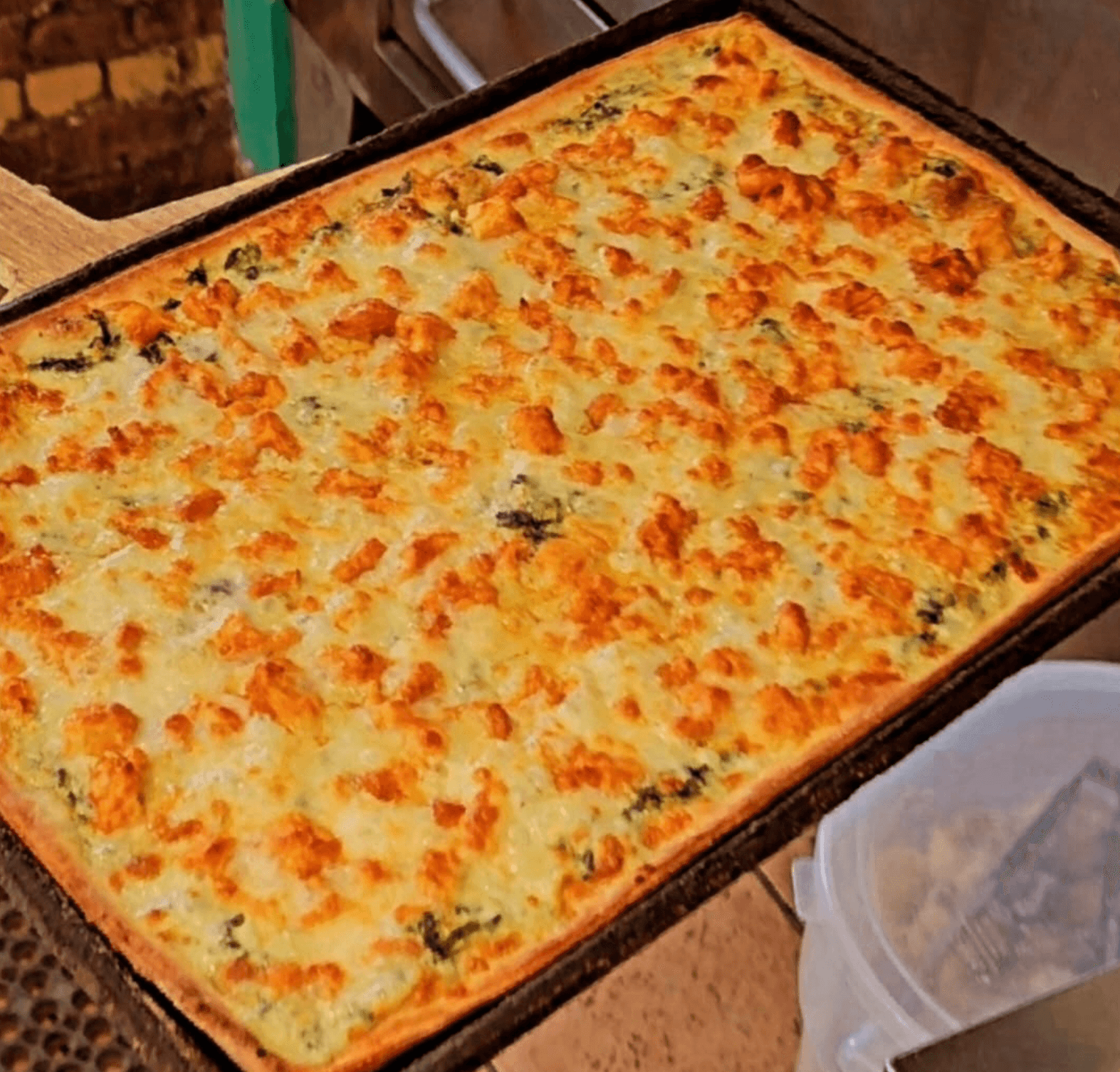 Marianne's Pizza Cafe — dishes and atmosphere